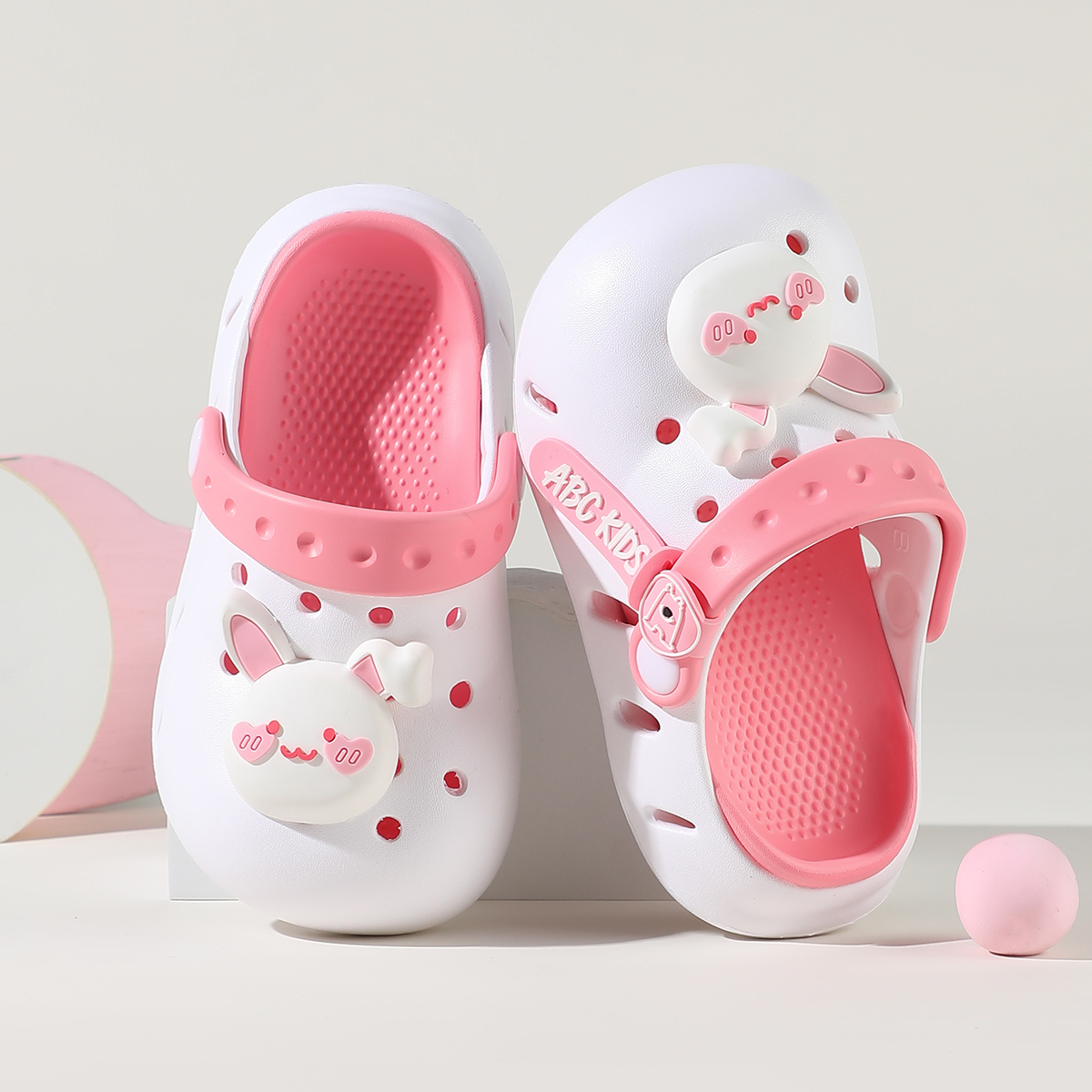 Детские тапочки Clogs Anti Kick, устойчивые к истиранию, легкие, с амортизацией ABC KIDS, белый/розовый — фото 2