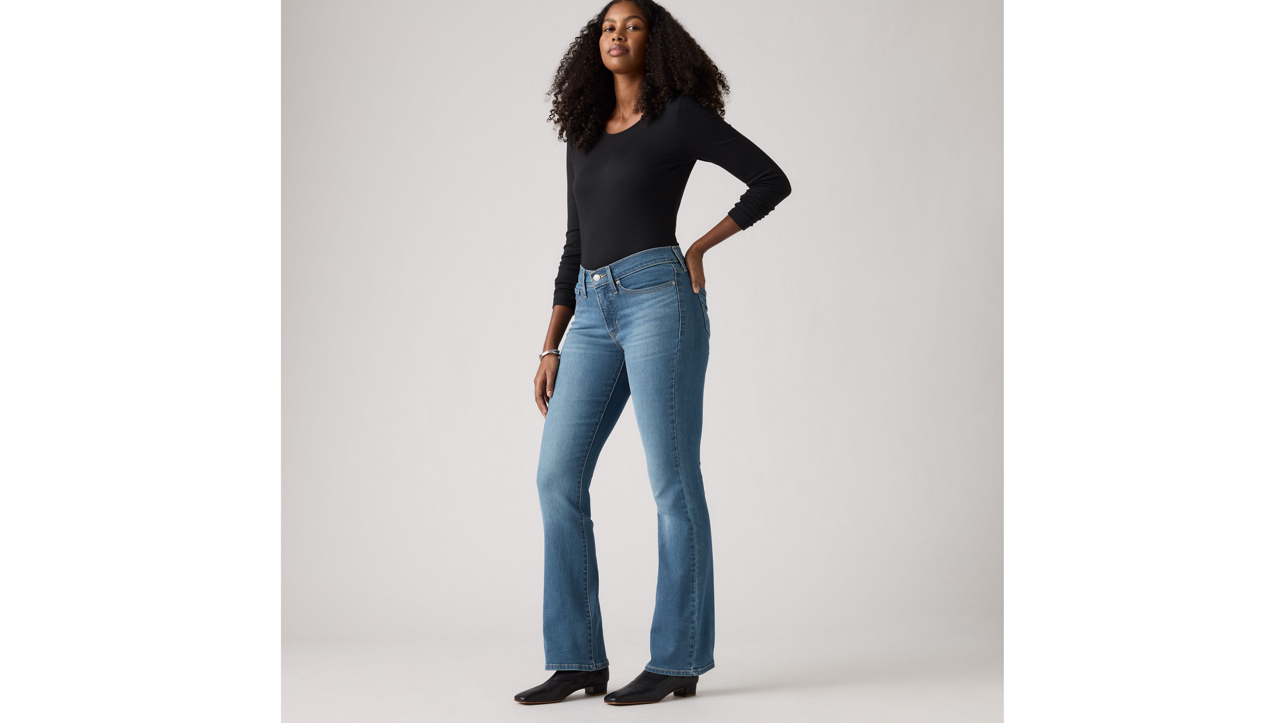 

Женские джинсы Bootcut 315 Shaping Levi's, Grassy Sassy - Medium Wash