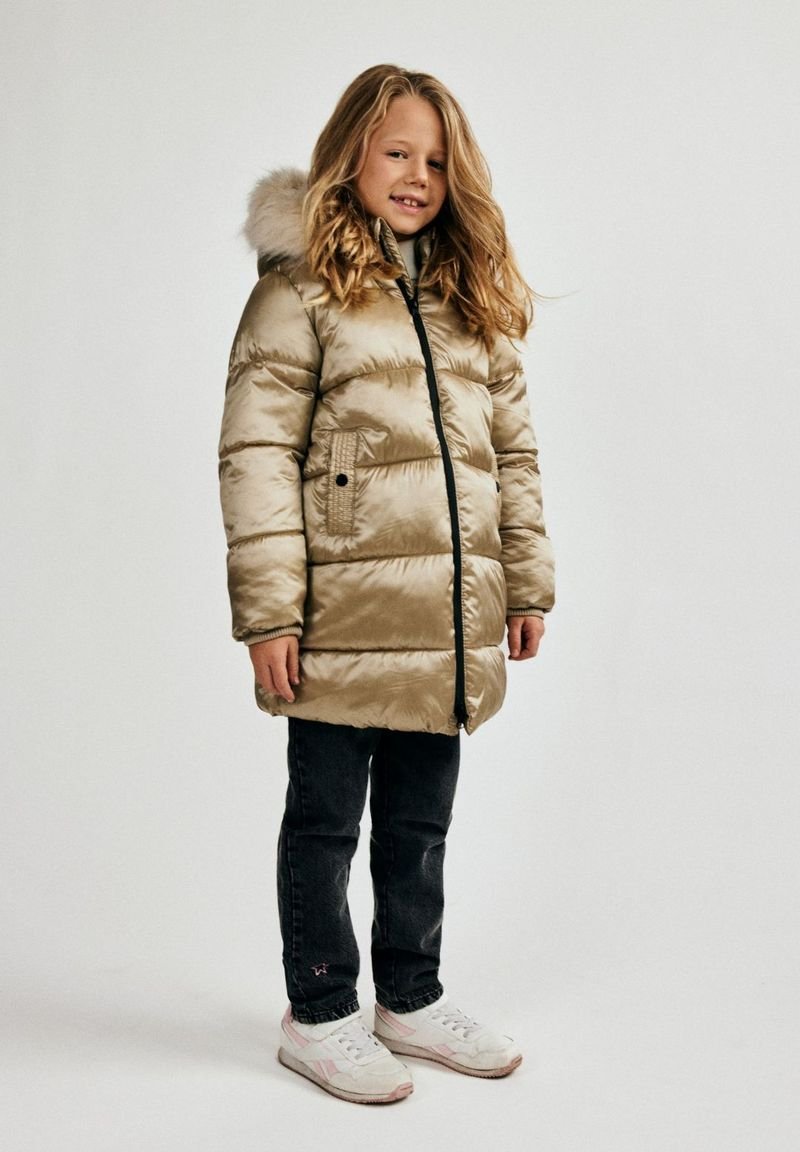 Зимняя куртка MINOTI FIXED FAUX FUR HOOD TRIM, Gold/Gold-Coloured — фото 2