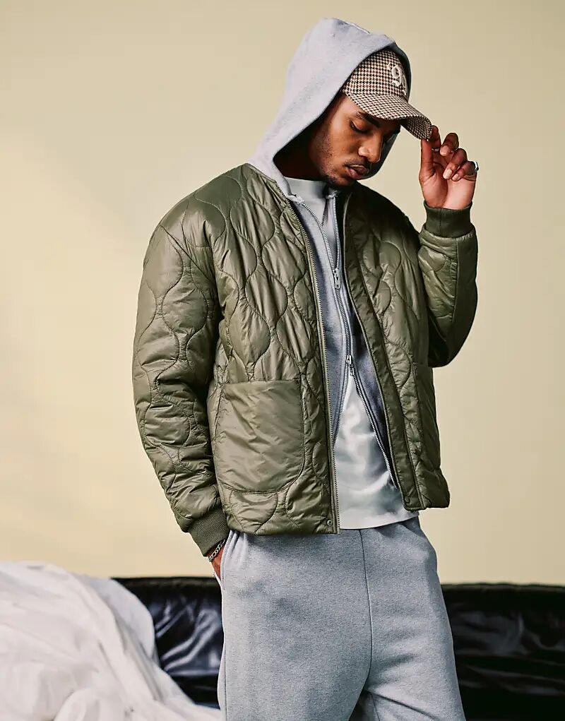 

Свободная стеганая куртка цвета хаки ASOS DESIGN