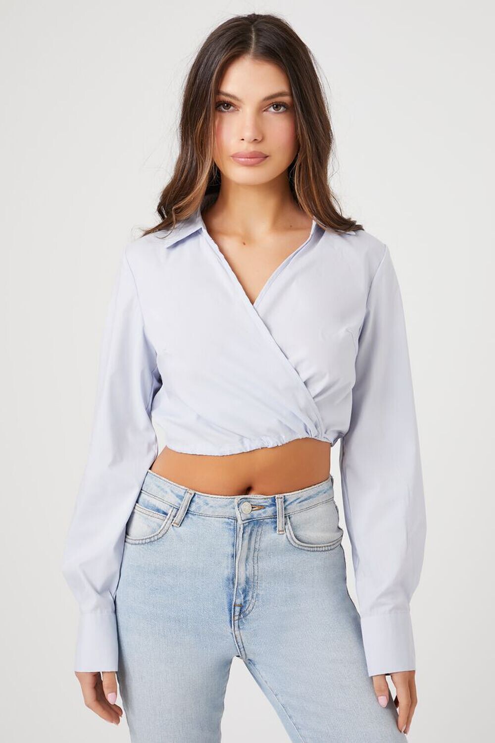 

Укороченный топ из поплина с запахом и запахом Forever 21