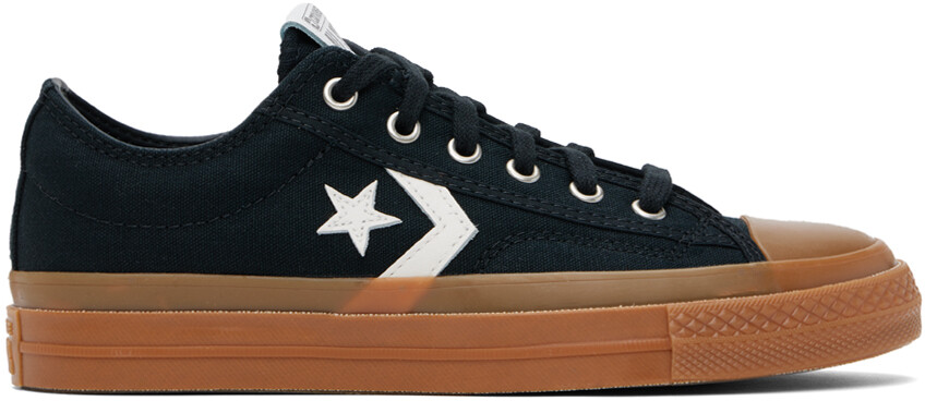 

Черные низкие кеды Star Player 76 Converse