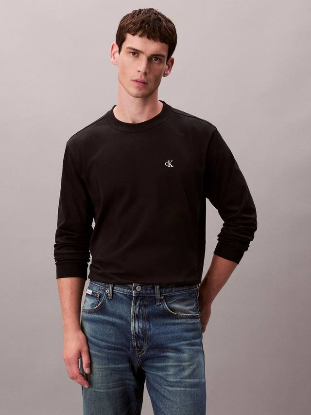 

Футболка Relaxed Fit с длинным рукавом и монограммой из хлопка Calvin Klein