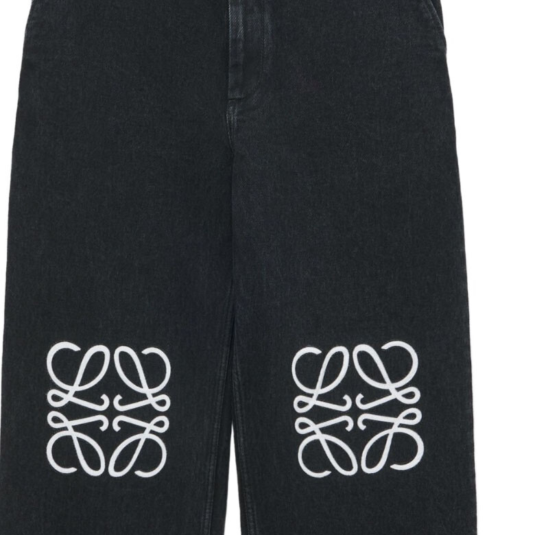 

Джинсы женские черные Loewe