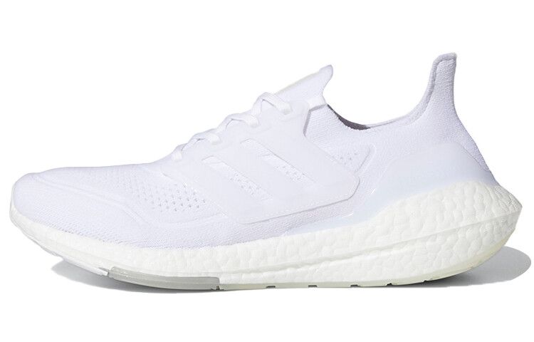 

Adidas Ultra Boost 21 тройной белый