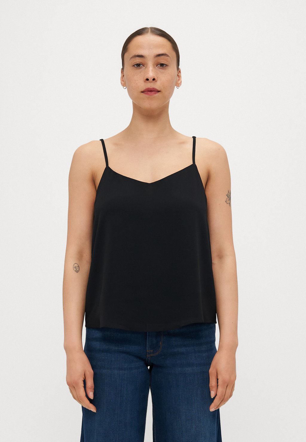 

Топ ONLMOON SINGLET ONLY Petite, черный