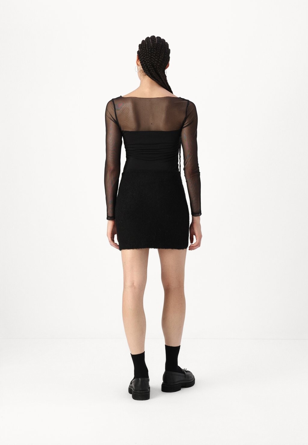 

Футболка с принтом Gina Tricot, черный