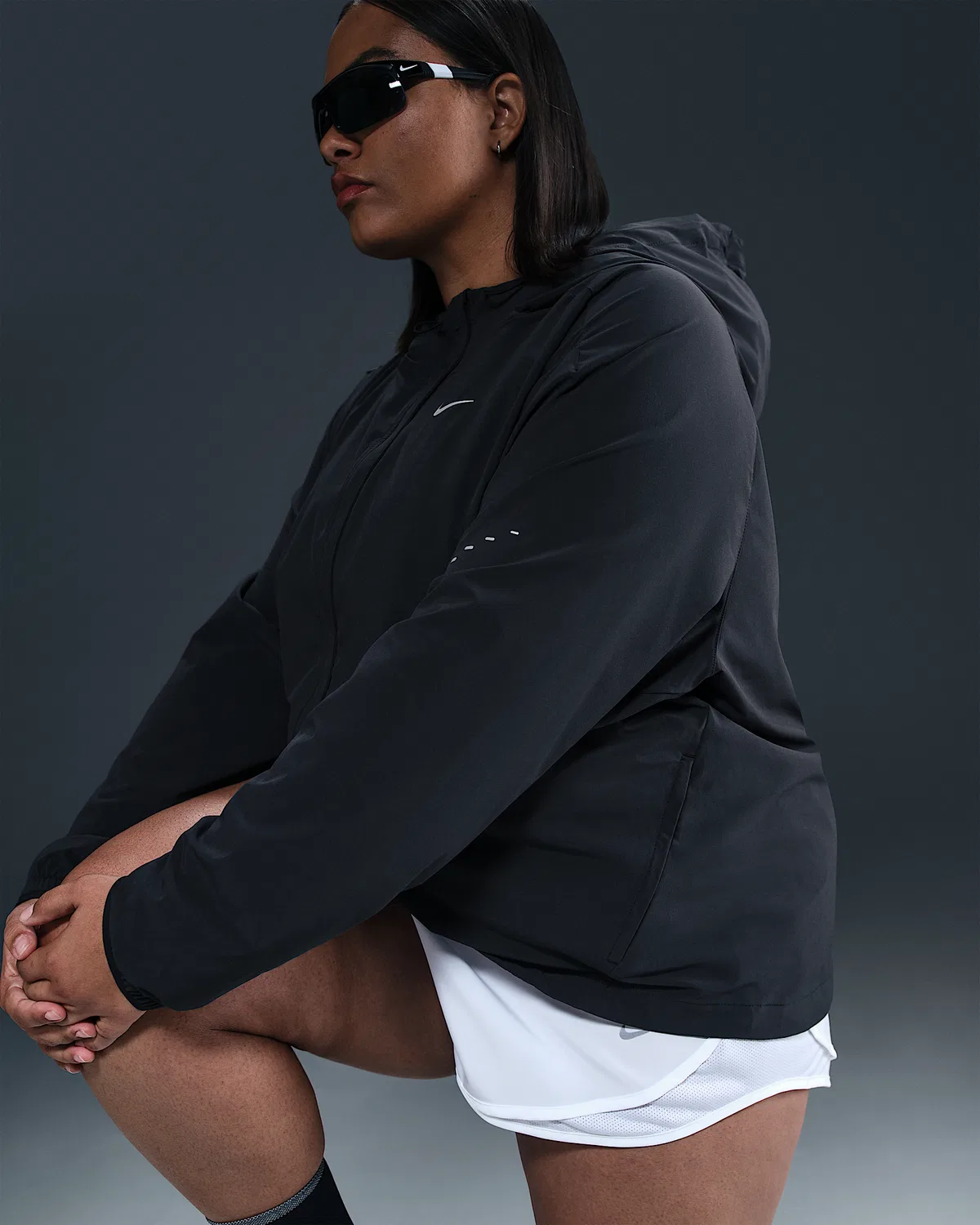 Женская ветровка Nike Swift Repel Packable для бега (плюс сайз), Black — фото 3