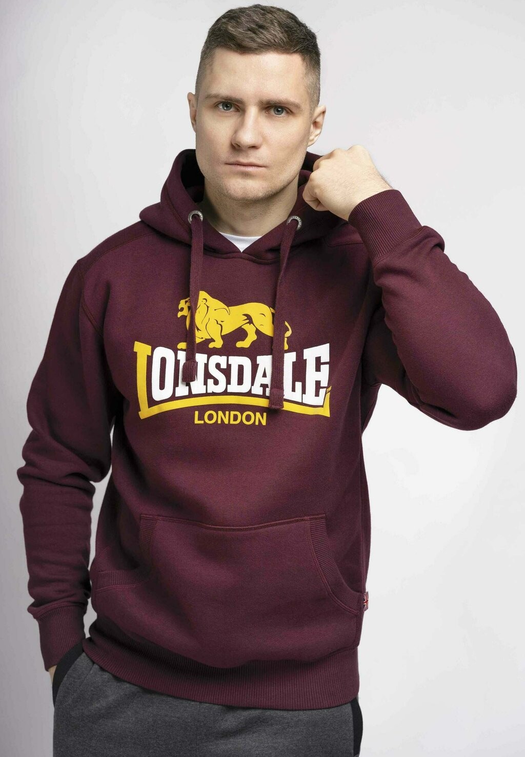 

Толстовка Normal Passform Thurning Lonsdale, цвет oxblood