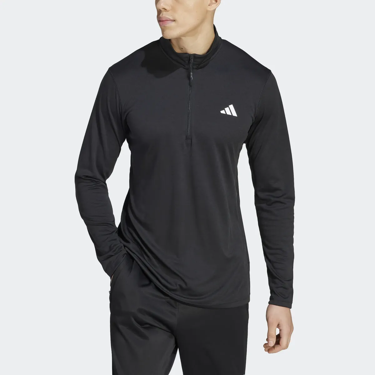 

Толстовка adidas Performance "TRAIN ESSENTIALS SEASONAL TRAINING 1/4ZIP LONGSLEEVE", белый