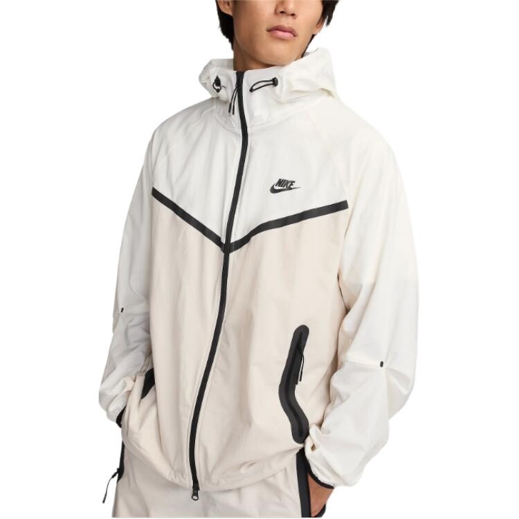 

Тканая мужская куртка светло-золотистого коричневого цвета Nike