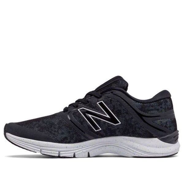 

Кроссовки 711 v2 графика New Balance, черный