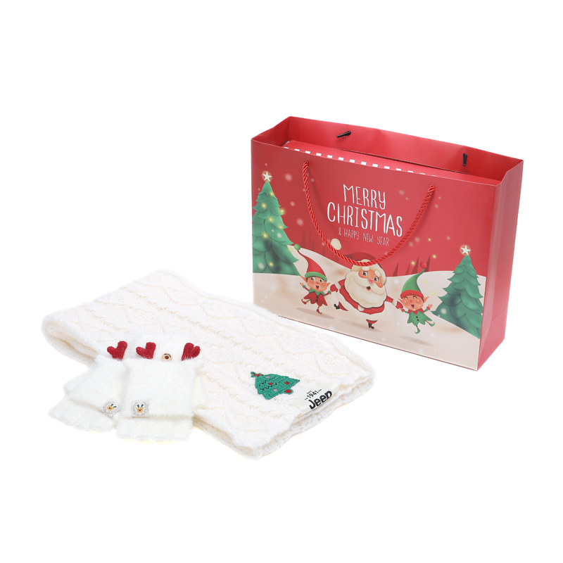 

Jeep Плед из плюшевой пряжи унисекс, Christmas Tree Ecru+Glove+Christmas Box