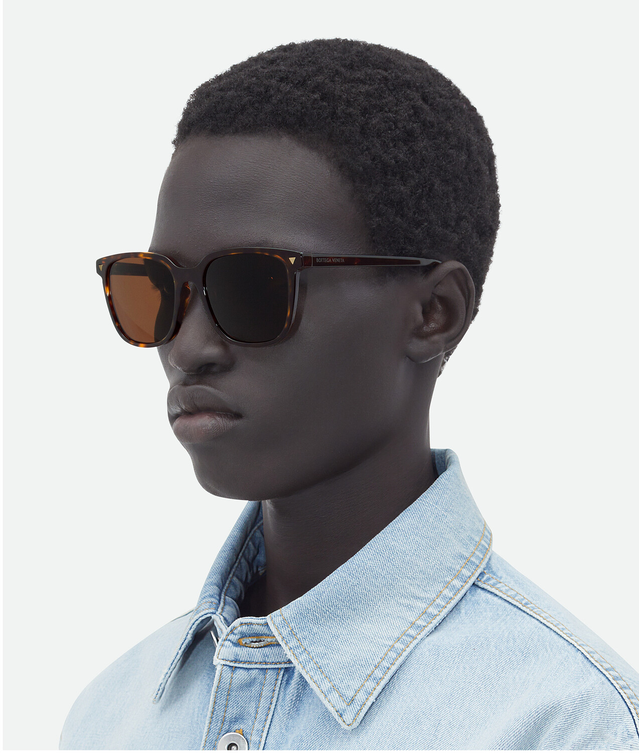 Soft recycled acetate square sunglasses BOTTEGA VENETA, гавана/коричневый — фото 2