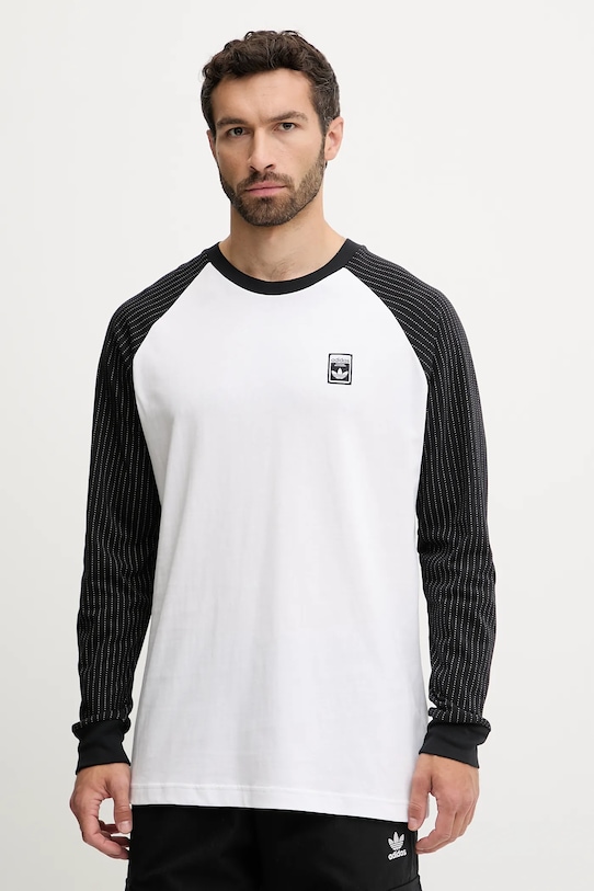 

Хлопковая футболка с длинным рукавом и принтом Lo Tee Adidas Originals, белый