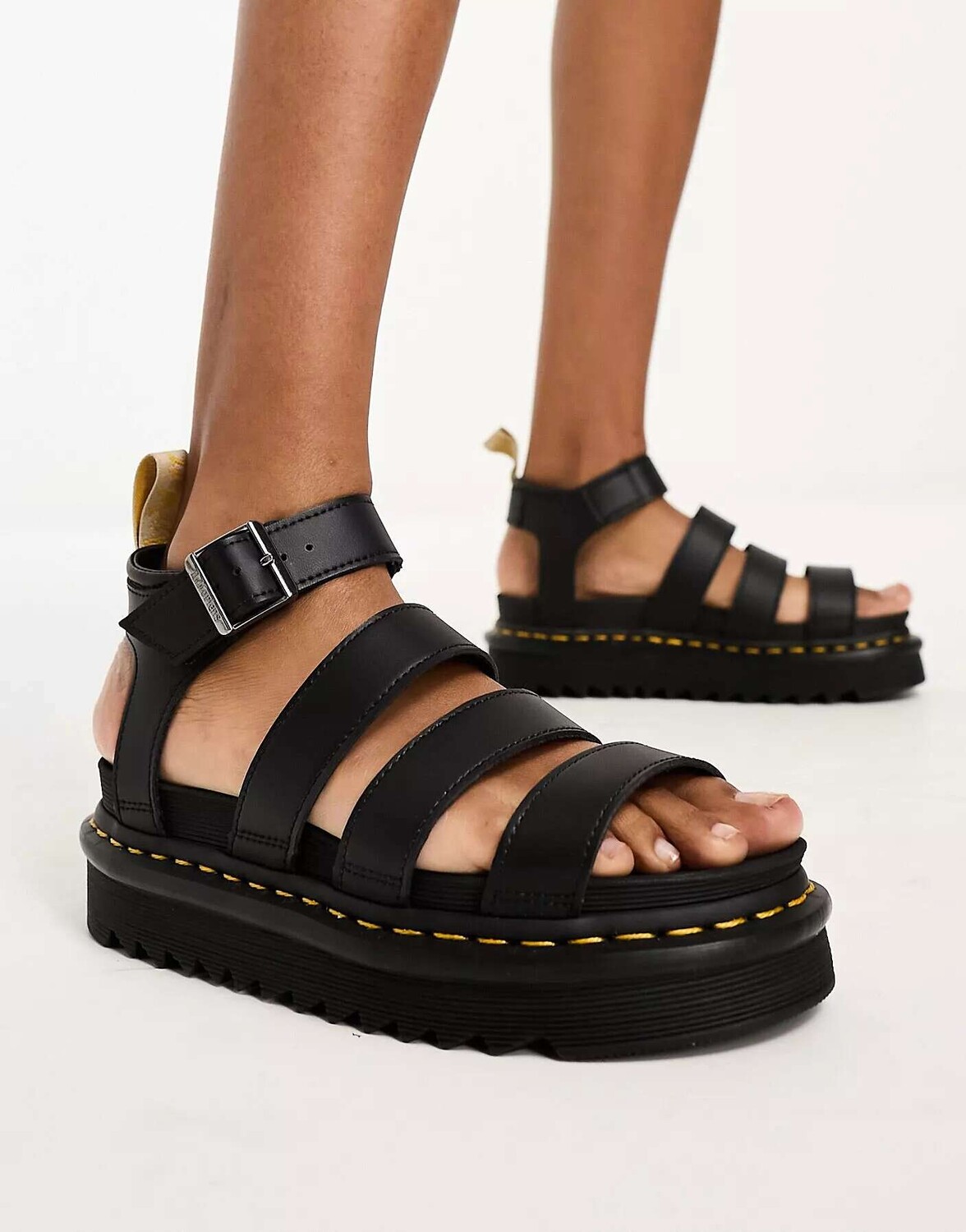 Черные массивные сандалии Dr Martens Vegan Blaire
