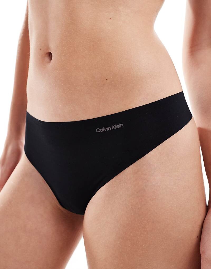 

Черные стринги из невидимой микрофибры Calvin Klein