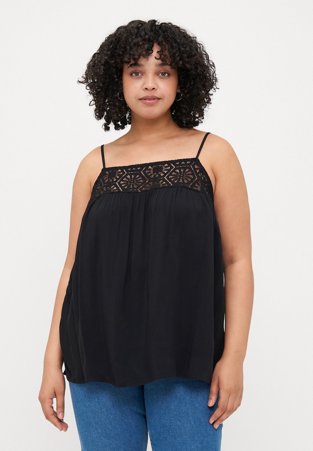 

Топ VMCGRACE SINGLET Vero Moda Curve, черный