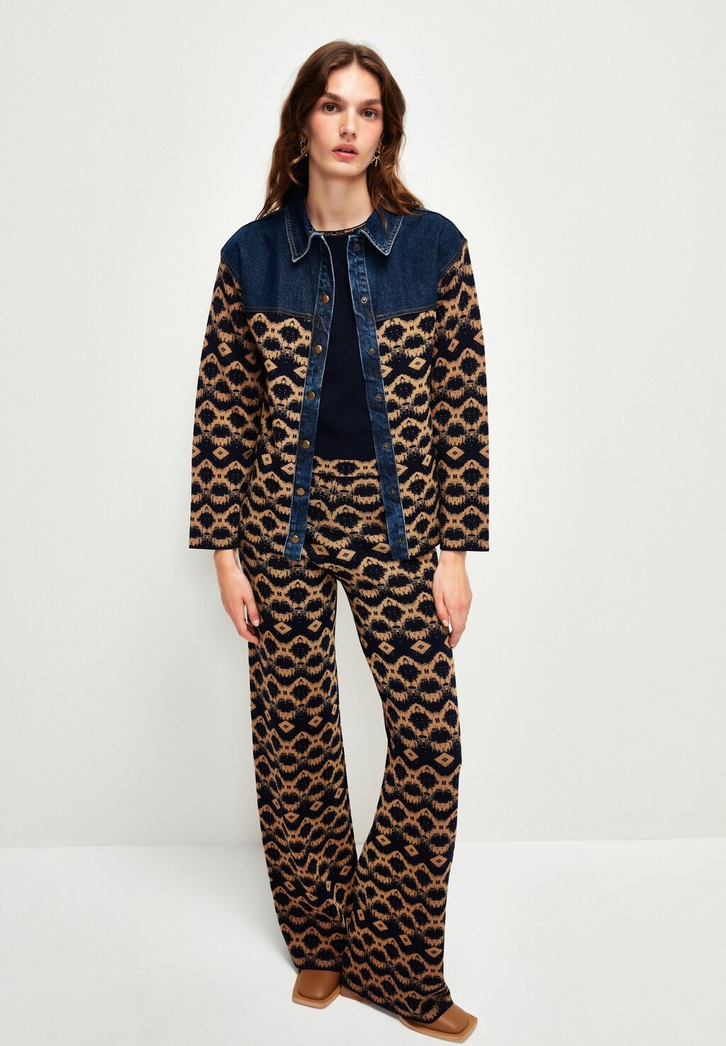 

Рубашка Garnish adL, цвет printed navy blue