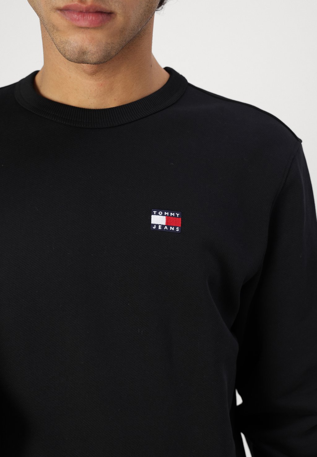 

Толстовка BADGE CREW Tommy Jeans, черный