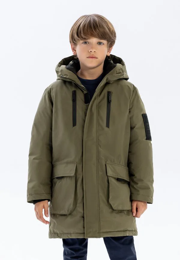 Теплая зимняя куртка с капюшоном в стиле милитари Minoti, Khaki
