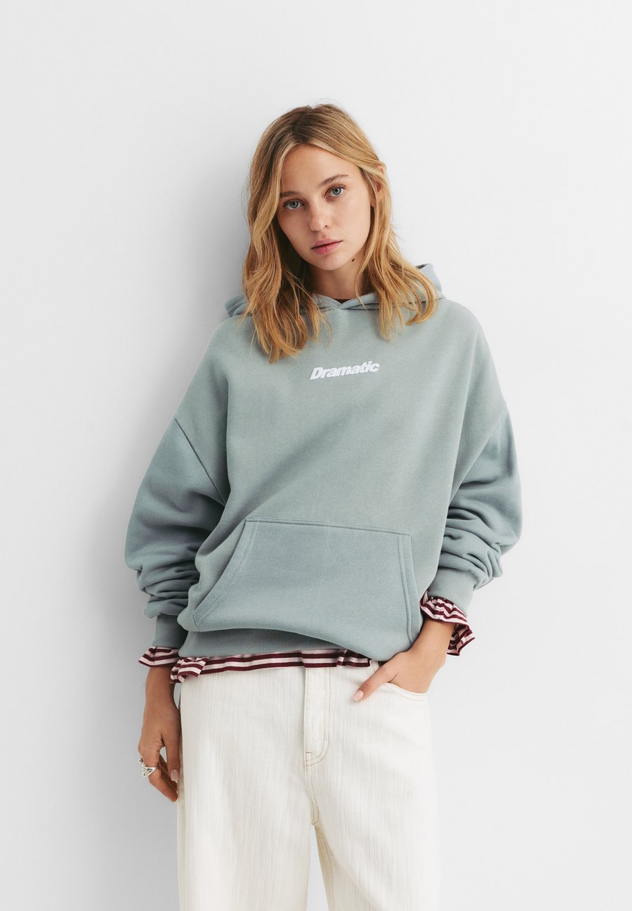 

Худи PULL&BEAR DRAMATIC GRAPHIC, Blue