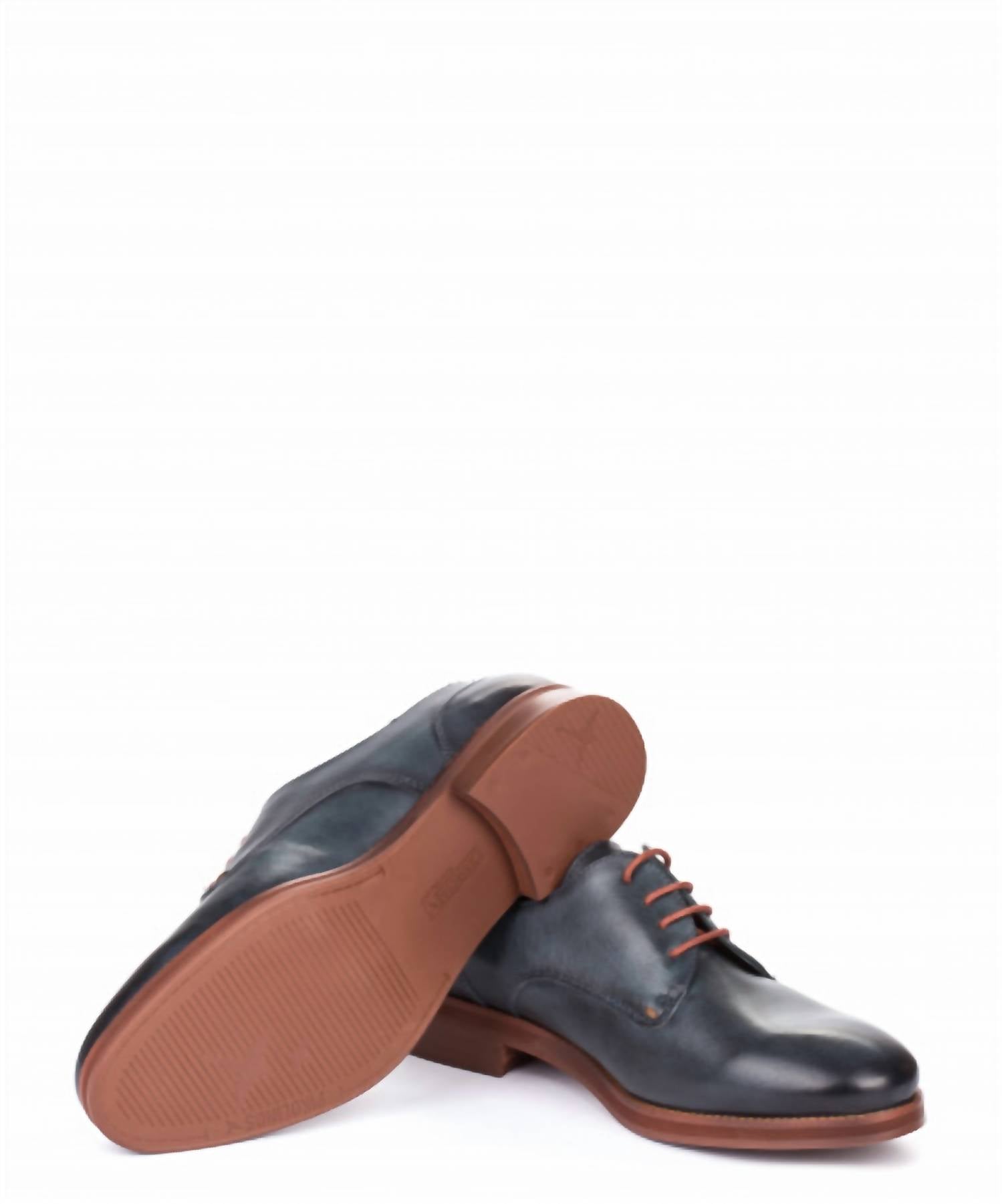 Женские туфли Royal Leather Lace Up Shoes черного цвета PIKOLINOS — фото 3