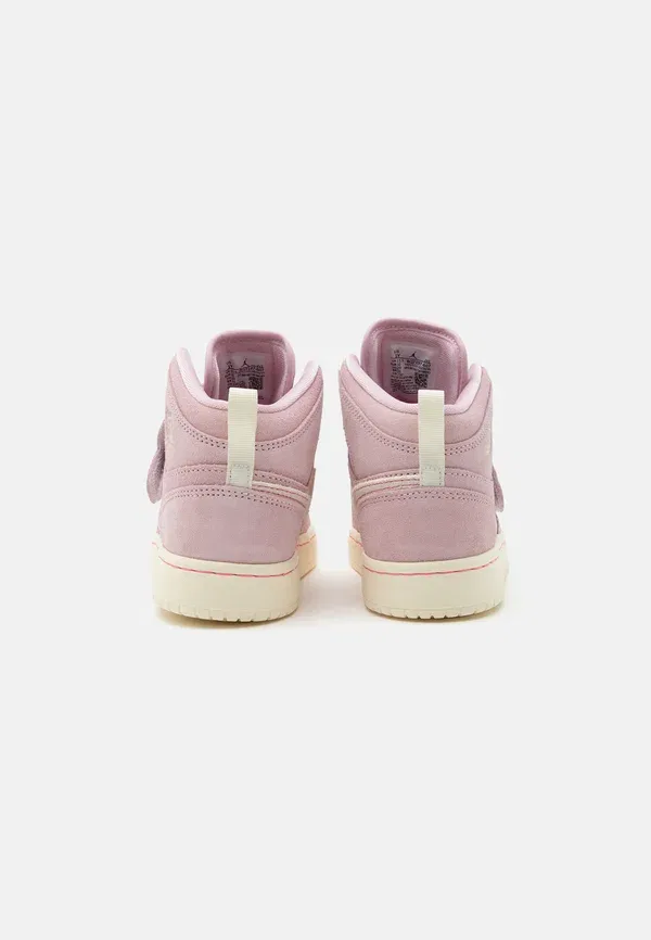 Кроссовки высокие Sky 1 Jordan, iced carmine/anthracite/pink foam/coconut milk/pinksicle, ледяной кармин/антрацит/розовая пена/кокосовое молоко/розовый леденец — фото 3