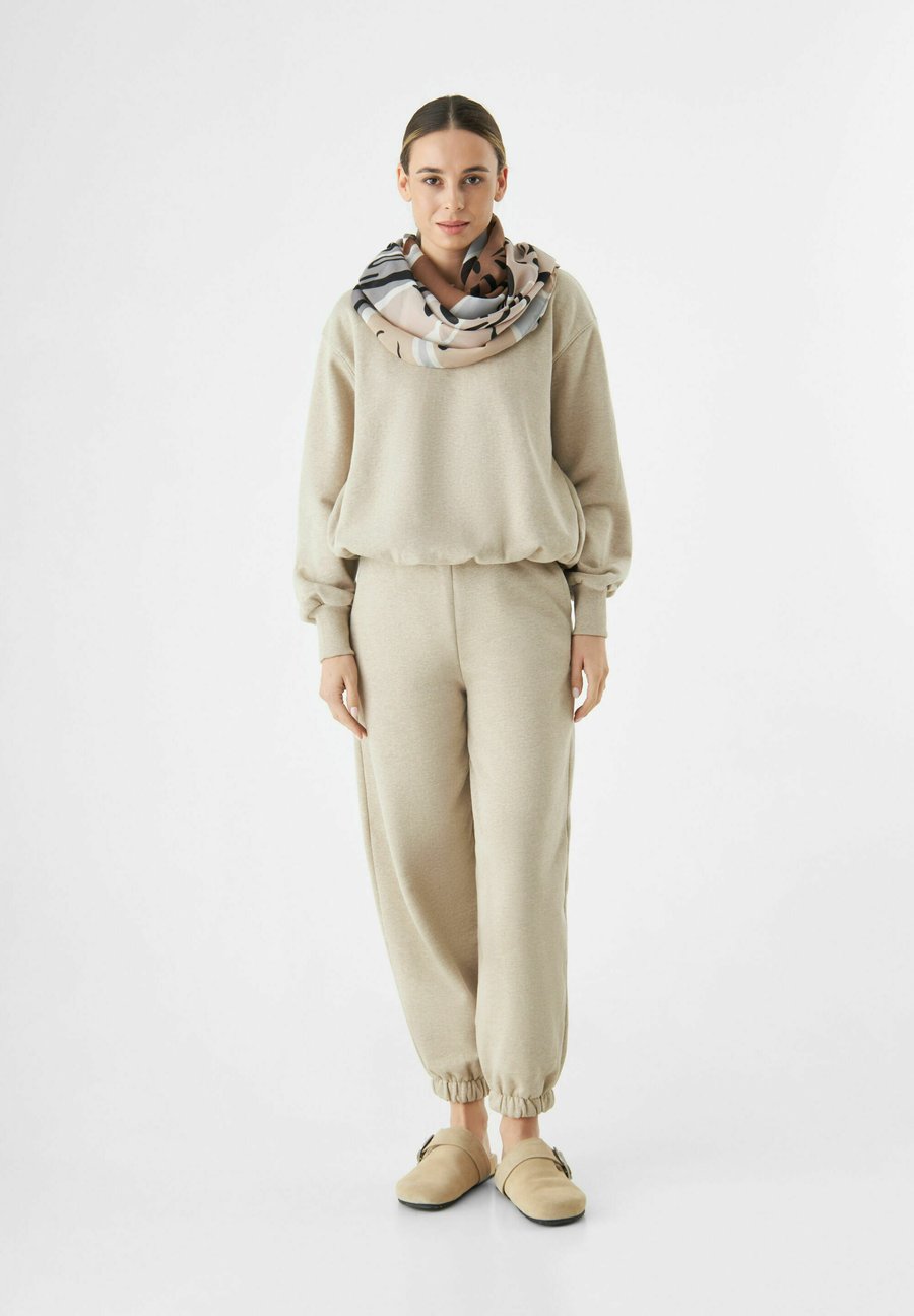 

Шарф Codello Snood, Grau/Grey