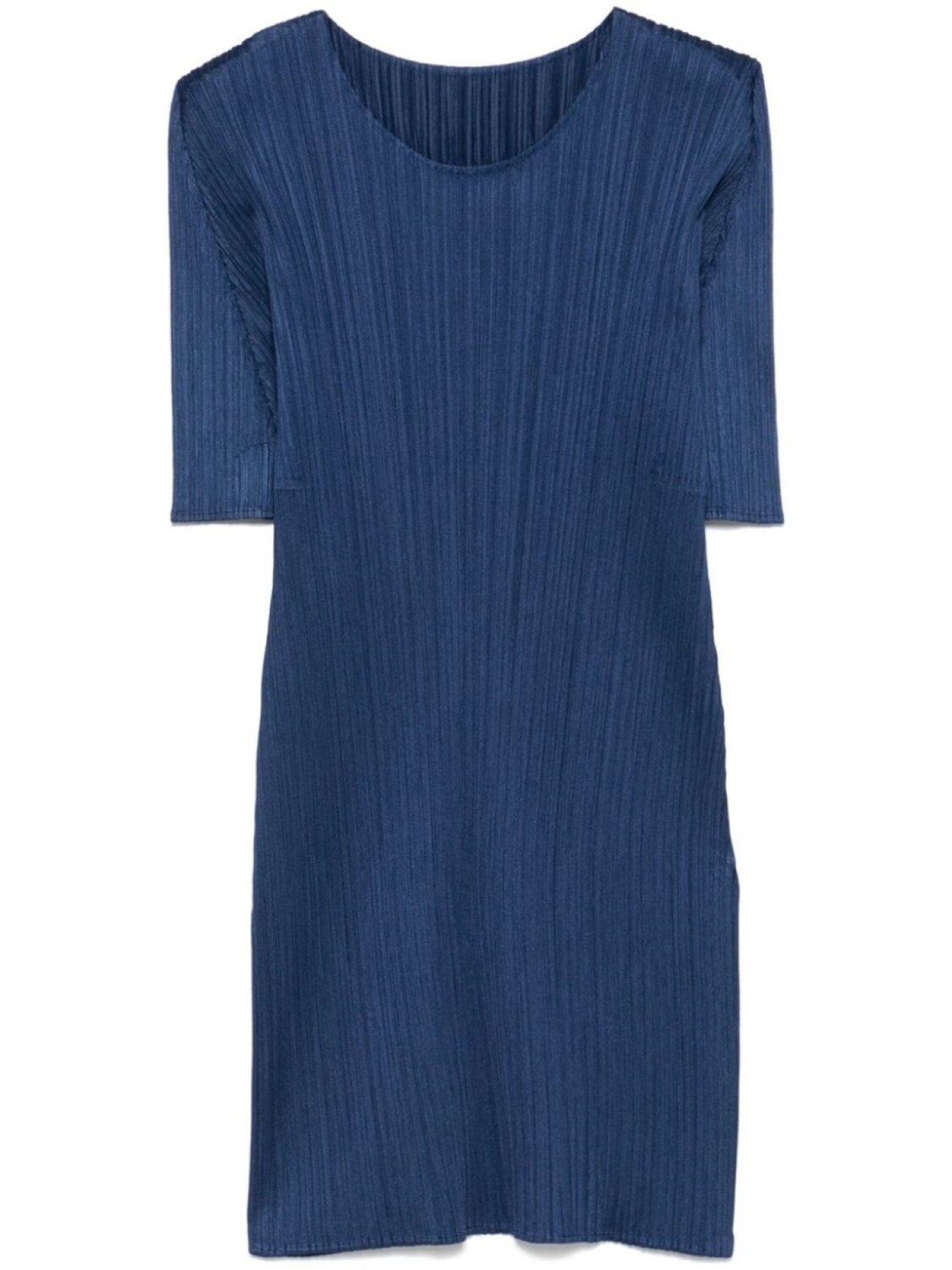

Цвета месяца: июньский топ-туника Pleats Please Issey Miyake, синий