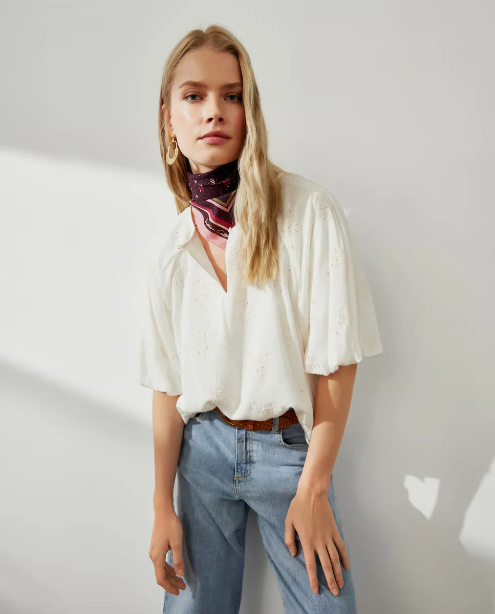 

Вышитая блузка с рукавами-фонариками Southern Cotton, кремово-белый