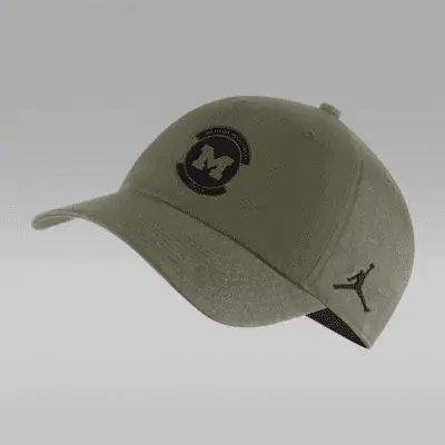 

Бейсболка Nike Michigan Heritage86 College Adjustable Cap, цвет Medium Olive