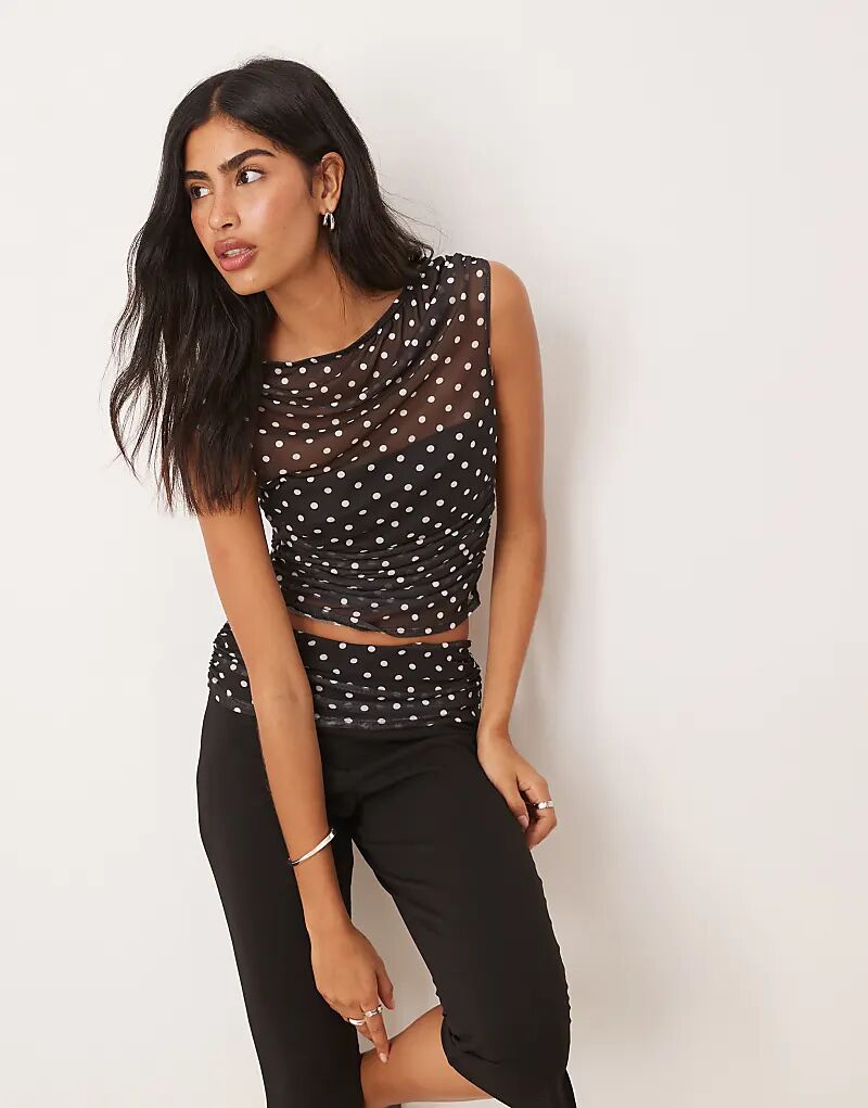 

Топ из сетки с короткими рукавами и открытыми плечами от ASOS DESIGN в черный горошек