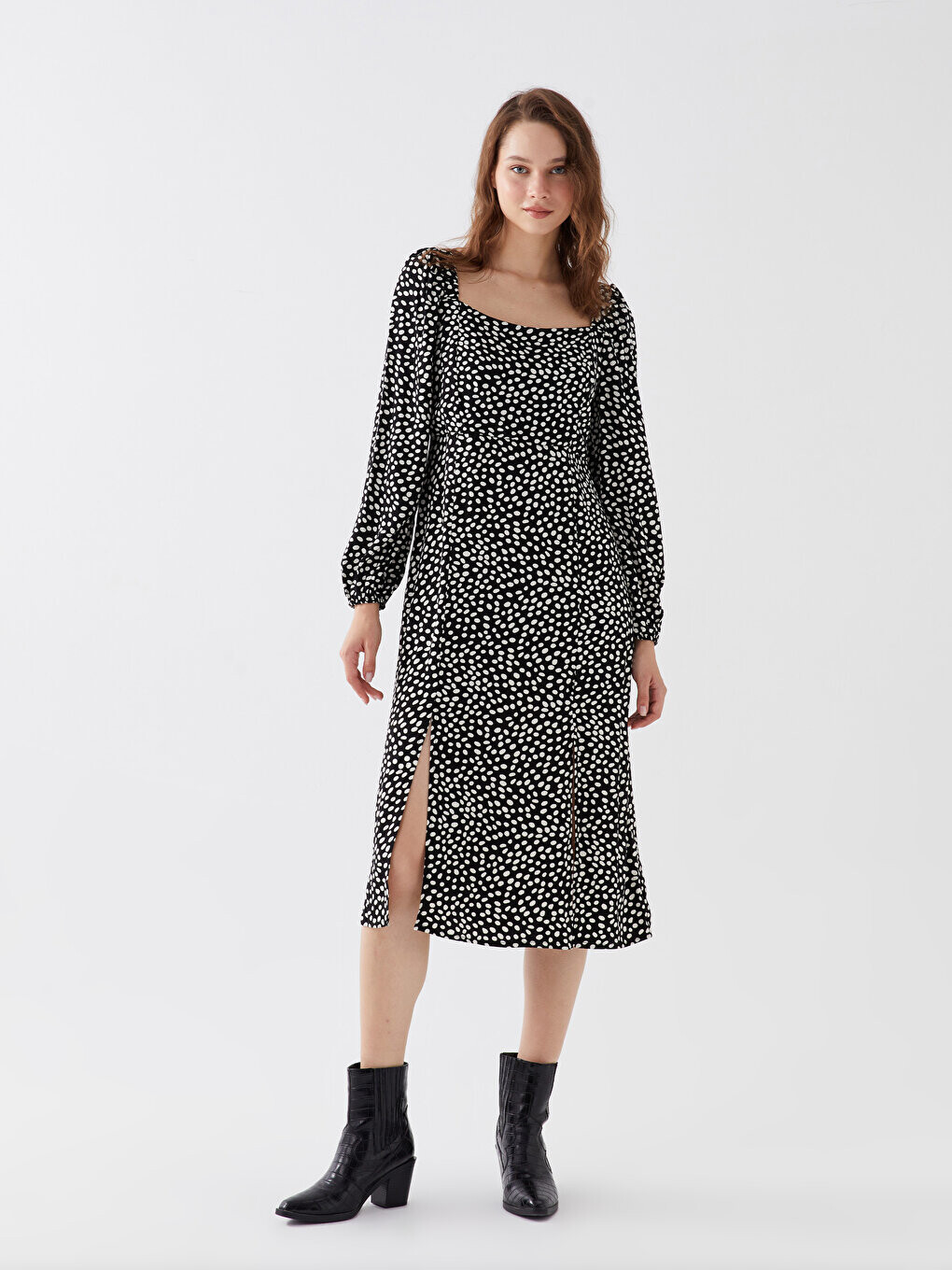 

Женское платье с квадратным вырезом и длинными рукавами LCW Casual