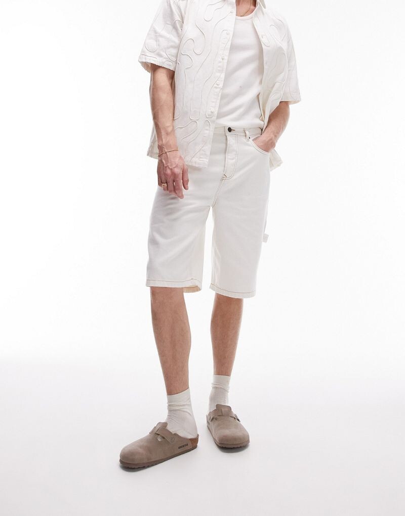 

Topman – удлинённые джинсовые шорты в плотницком стиле цвета экрю