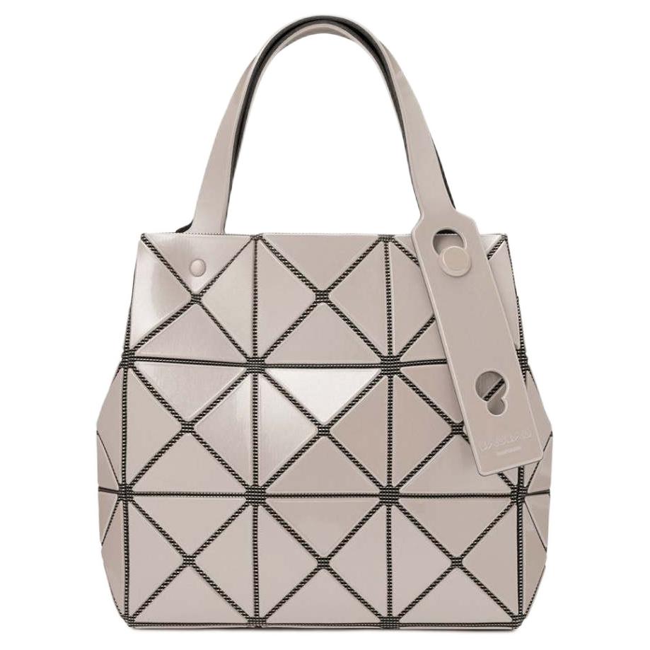 

ISSEY MIYAKE Сумка женская мини бежевая из поливинилхлорида