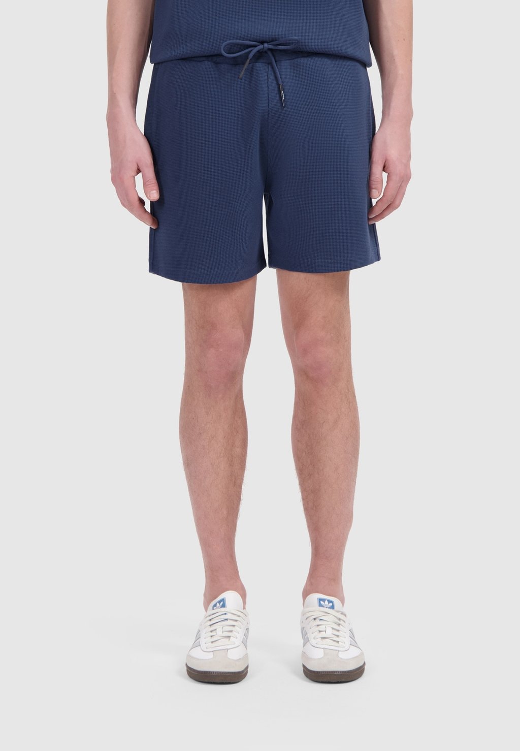 

Шорты REGULAR FIT - Tracksuit bottoms Ballin, темно-синий