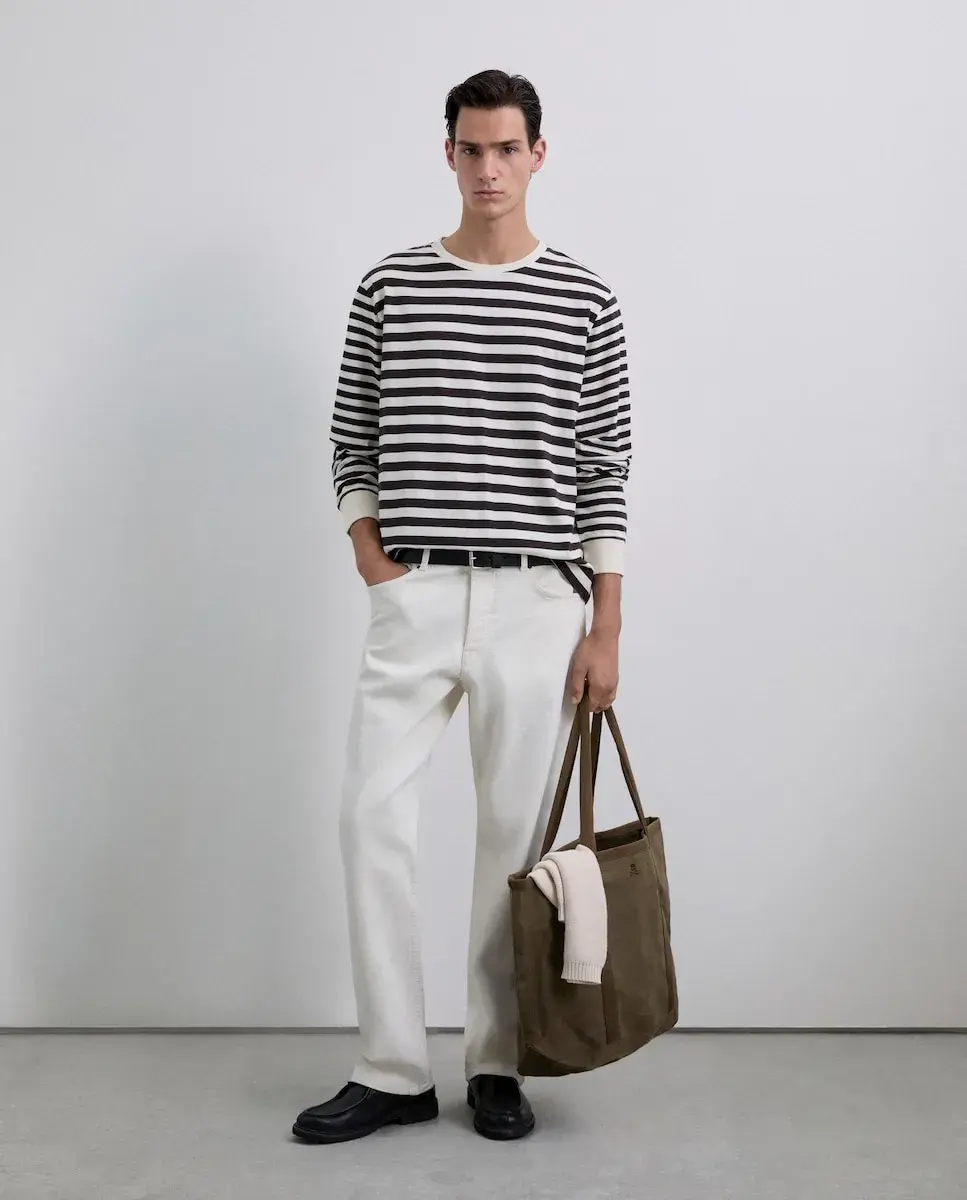 

Мужская длинная футболка с принтом в полоску, прямого кроя Scalpers, белый/черный