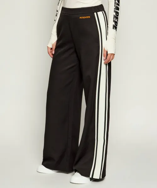 

Брюки Regular fit Patrizia Pepe, черный
