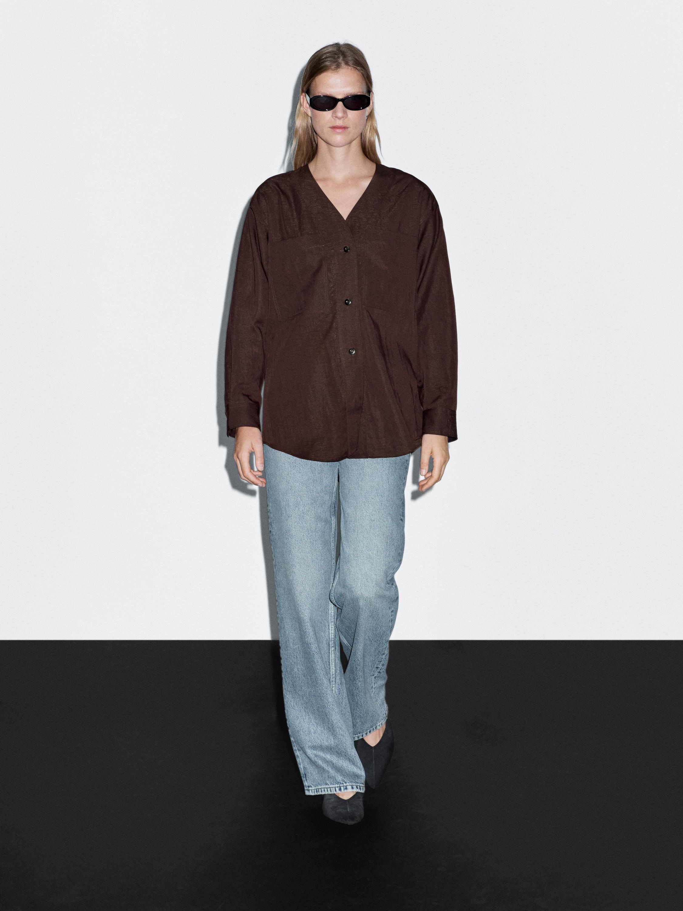 

Рубашка с V-образным вырезом и карманами Massimo Dutti, коричневый