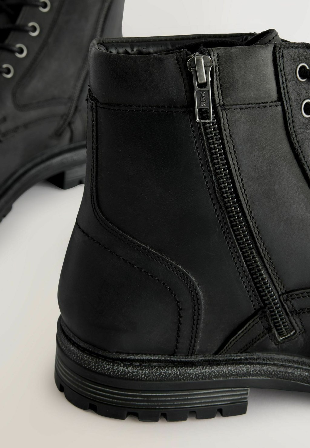 Ботильоны на шнуровке TOE CAP REGULAR FIT Next, черный