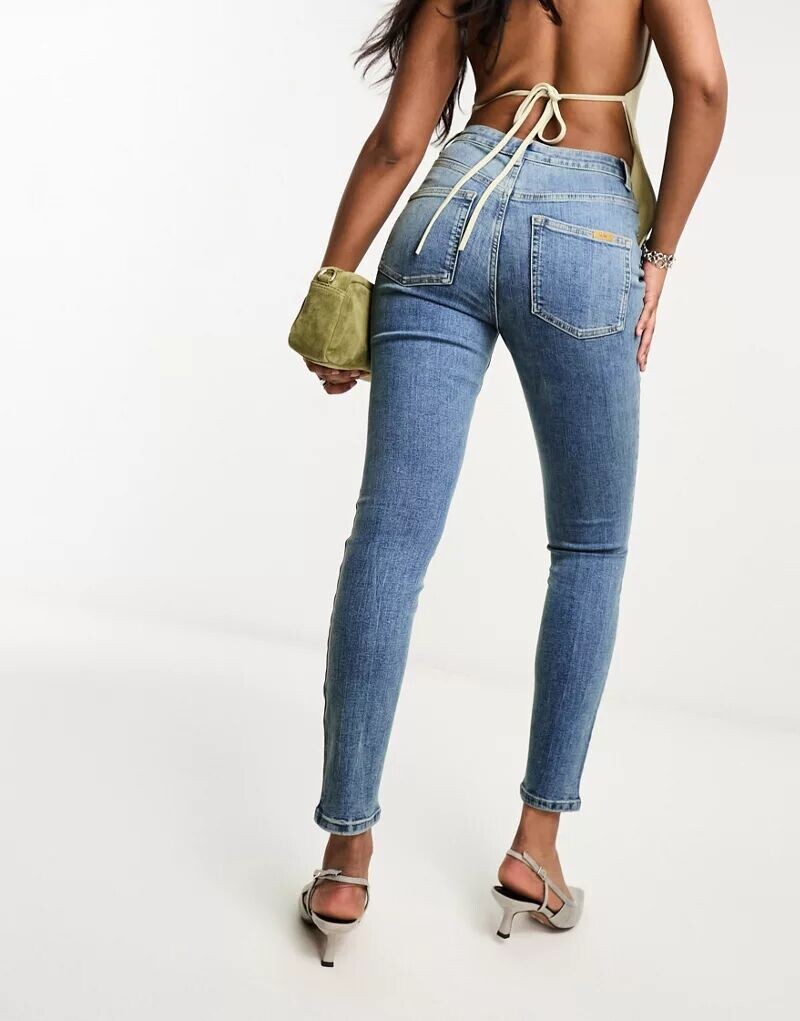 

Голубые джинсы скинни ASOS Ultimate