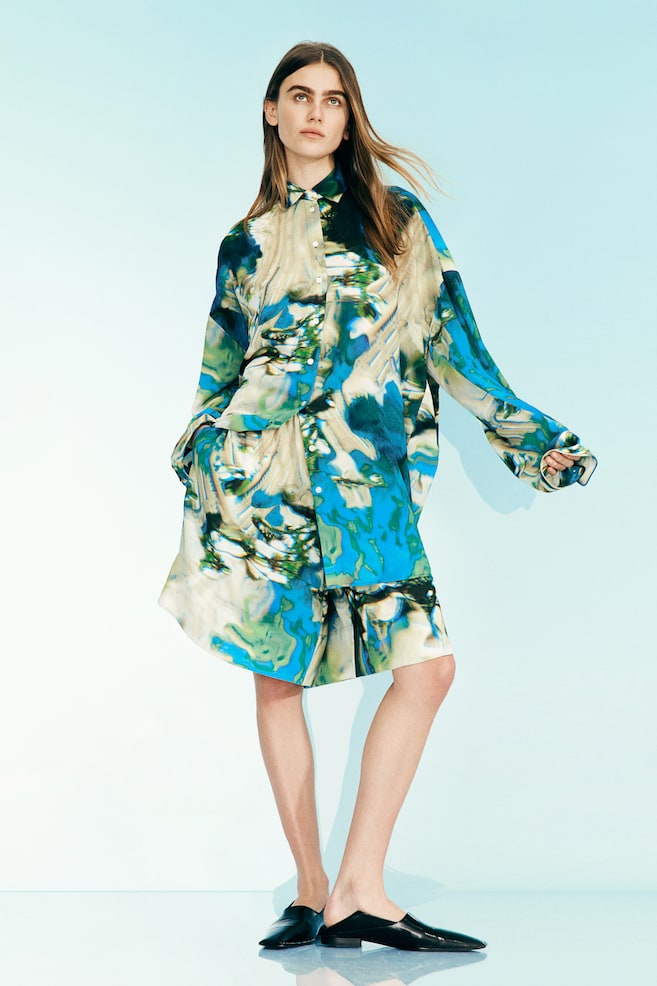 

Шифоновая блузка с абстрактным рисунком H&M, мультиколор