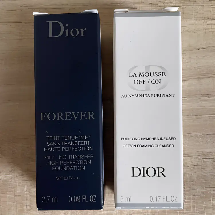 Наборы пробников косметики для женщин DIOR, Water Lily Cleanser 5ml+Long-Wear Foundation 2.7ml — фото 3