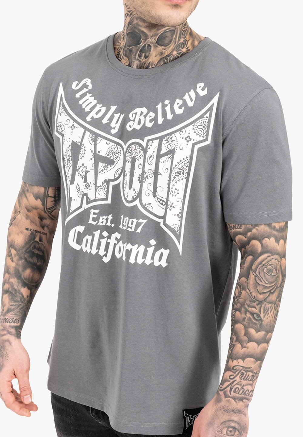 

Футболки с принтом TAPOUT LOCKERE PASSFORM HAILY BE Tapout, темно-серый