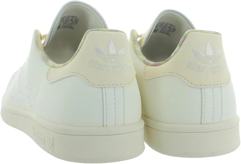Кроссовки мужские adidas, Off White/Off White/Ecru Tint — фото 2