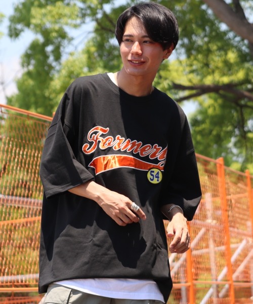 

Футболка оверсайз с нашивкой Bling Leads