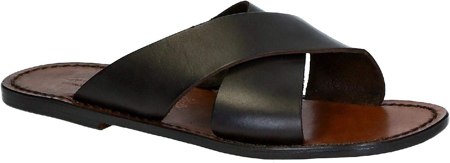 

Джанлука - Мастер по работе с кожей. Мужские кожаные тапочки ручной работы из Италии, черная кожа Gianluca - L'artigiano del cuoio, темно-коричневый