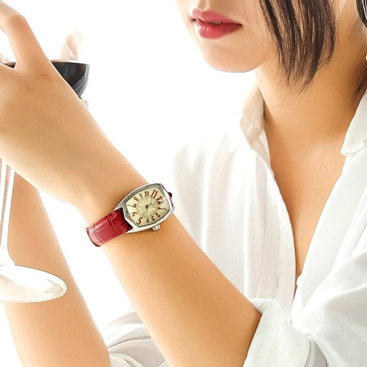 

Женские часы Standard Series Gold LTP-1208E-9B2 CASIO