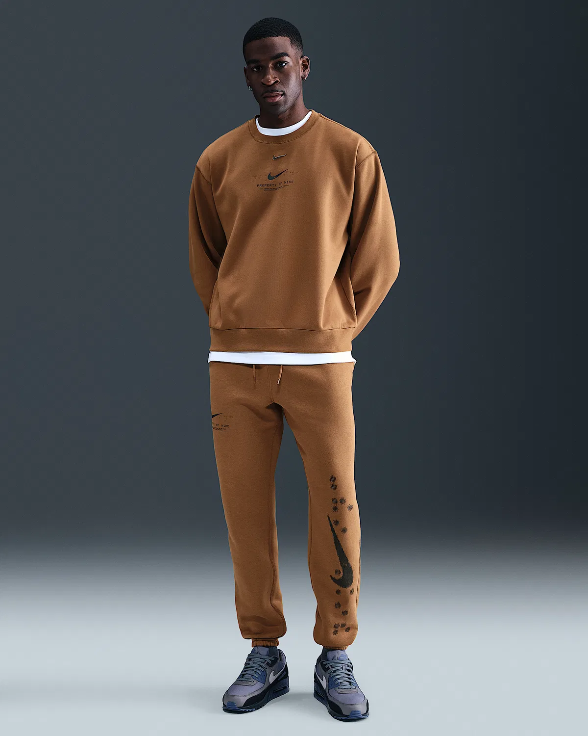 Мужские спортивные штаны на резинке Nike Sportswear Club, Ale Brown